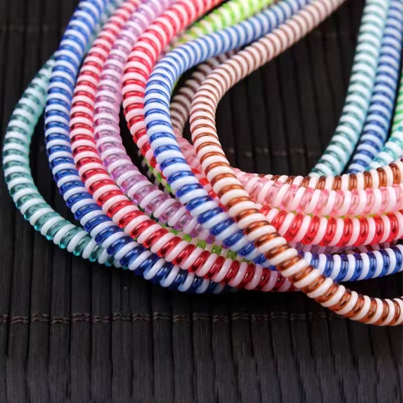 1,4 m TPU-spiraal USB-oplaadka - Coiled Usb Cable recensie en prijs